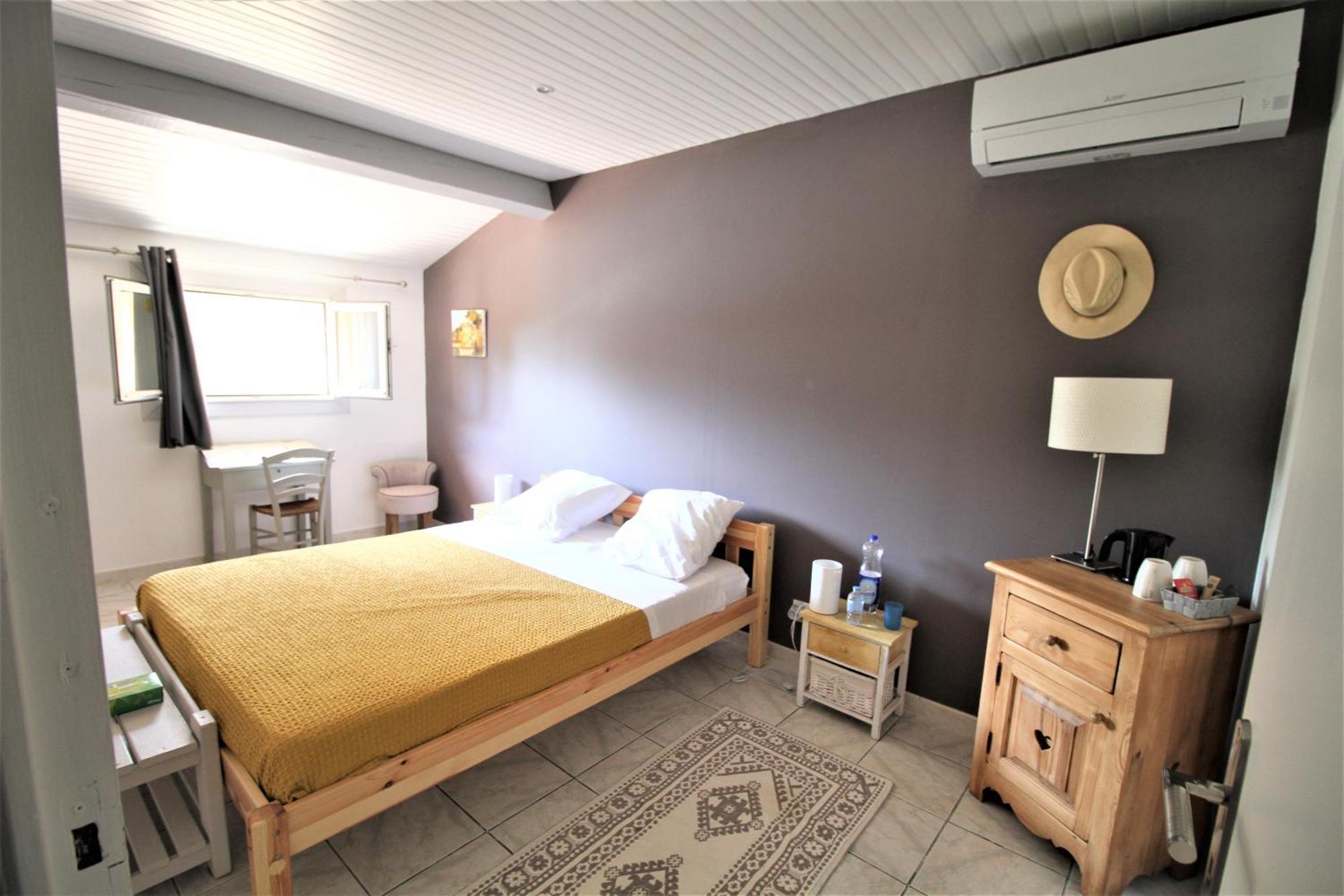 B&B Et Gite D'Ayran Saint-Quentin-la-Poterie Exteriér fotografie